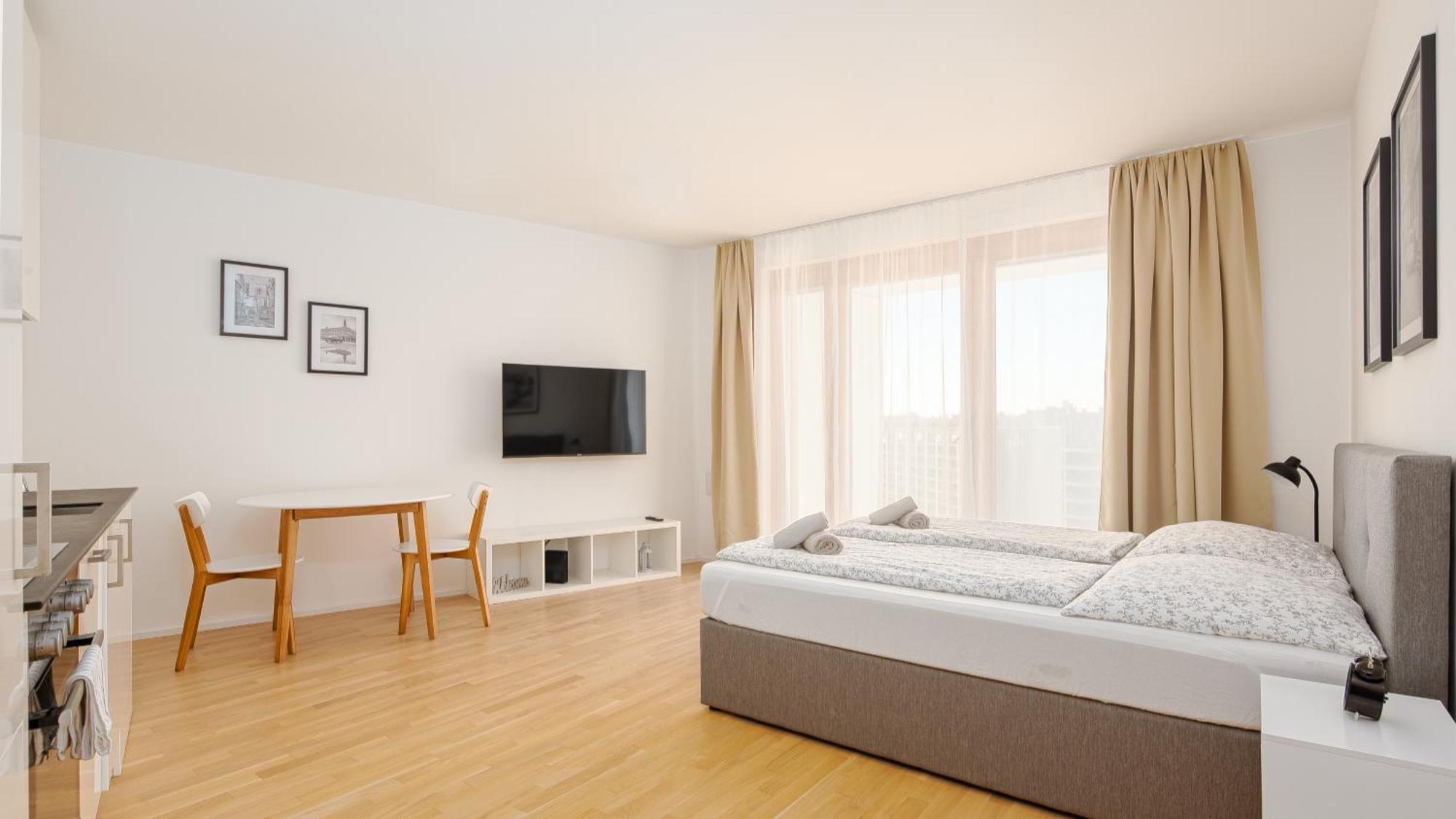 Whats-App Self-Check-In - Paerchen Wohnung Am Hauptbahnhof Viena Quarto foto